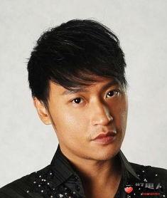 陈志朋的个人资料,从小虎队到个人发展，多面才华的演艺人生